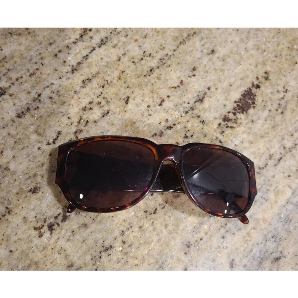 ANDREA JOVINE Womens Designer Sunglasses Tortoise Style# A114 TS